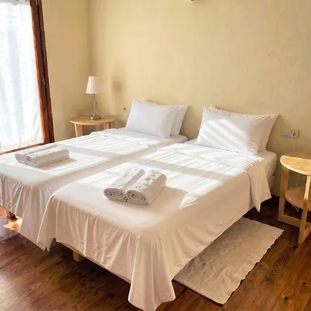 別荘 Esplendida Casa En El Centro De Con Piscina *