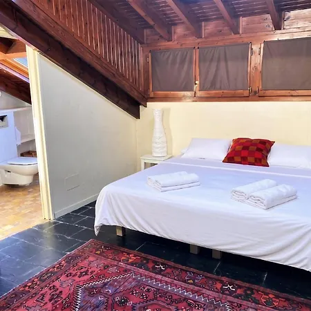 Esplendida Casa En El Centro De Con Piscina *