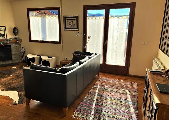 Esplendida Casa En El Centro De Con Piscina Vakantiehuis