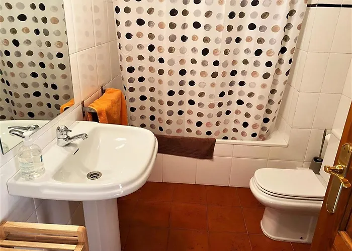 Vakantiehuis Esplendida Casa En El Centro De Con Piscina