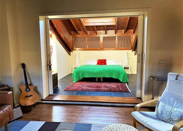 Esplendida Casa En El Centro De Con Piscina Vakantiehuis Llivia