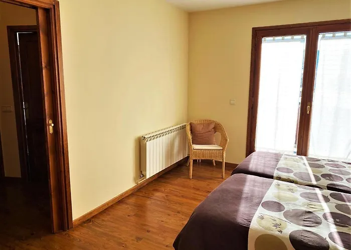 Esplendida Casa En El Centro De Con Piscina *