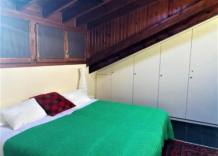 Vakantiehuis Esplendida Casa En El Centro De Con Piscina *